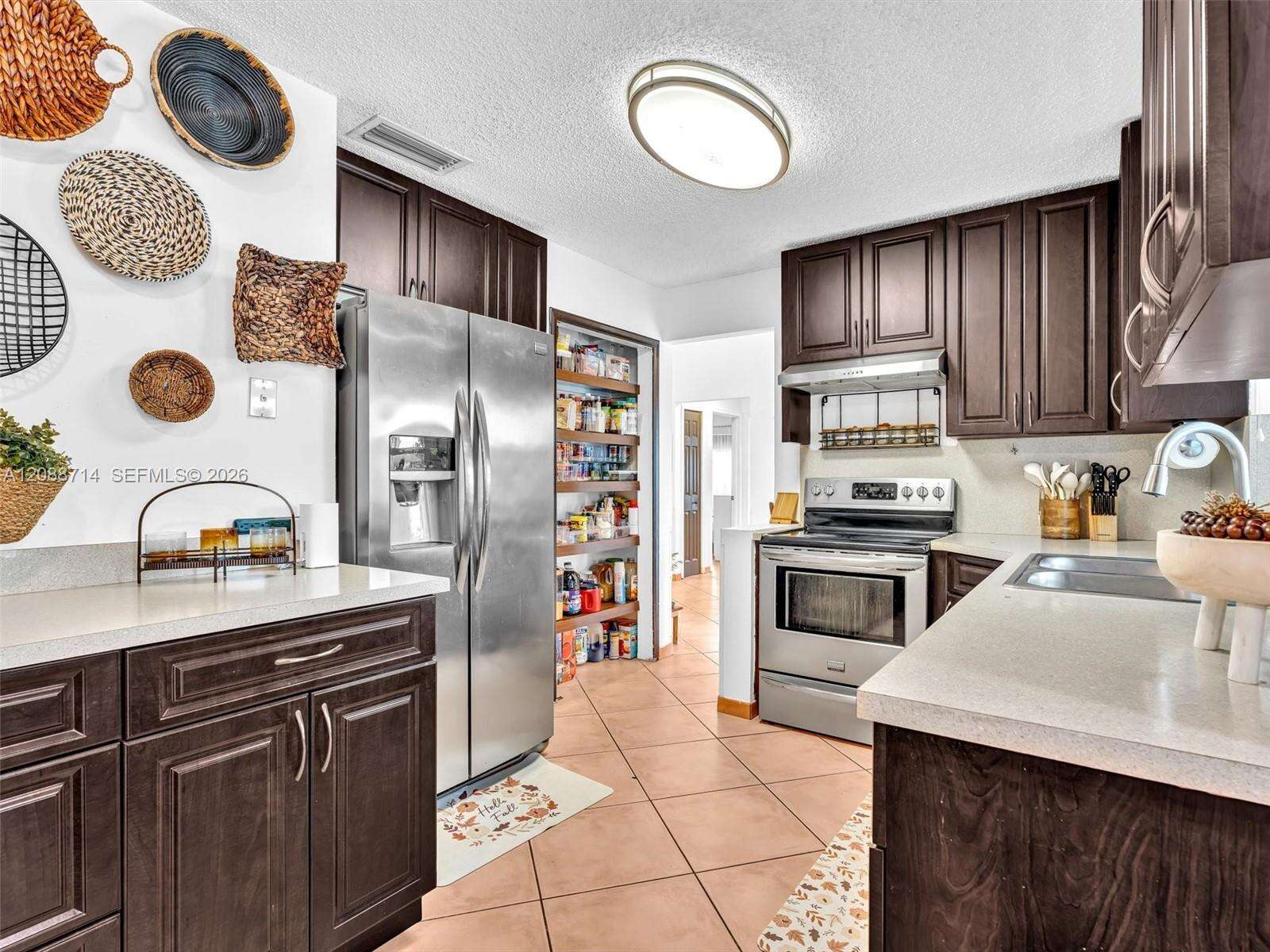 8500 7th St, Pembroke Pines, FL 33024 - For Sale photo 11