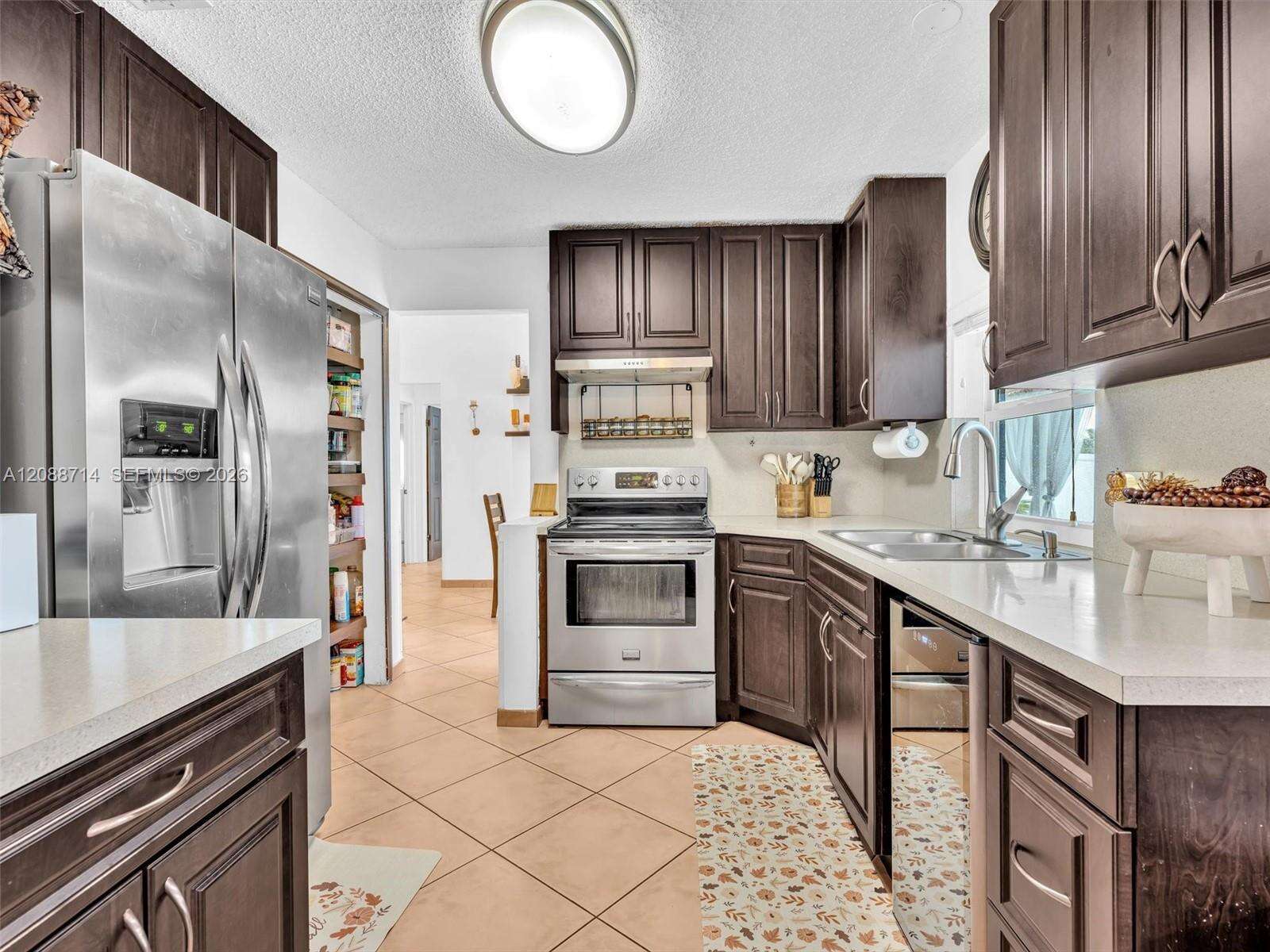 8500 7th St, Pembroke Pines, FL 33024 - For Sale photo 5