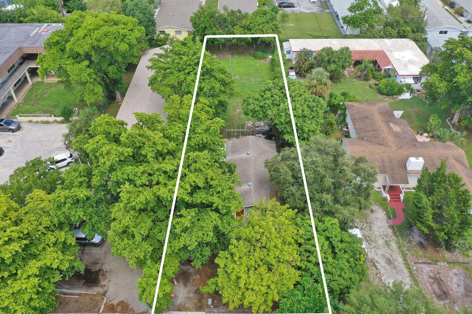 2315 Monroe, Hollywood, FL 33020 - For Sale photo 1