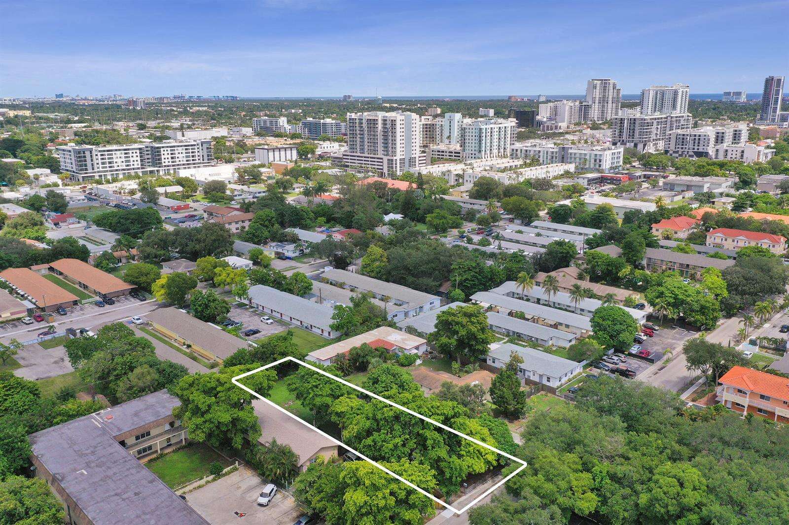 2315 Monroe, Hollywood, FL 33020 - For Sale photo 15