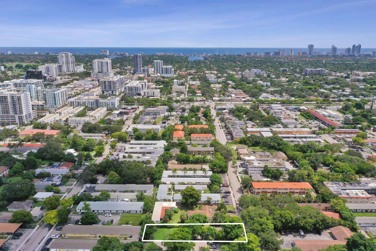 2315 Monroe, Hollywood, FL 33020 - For Sale photo 17