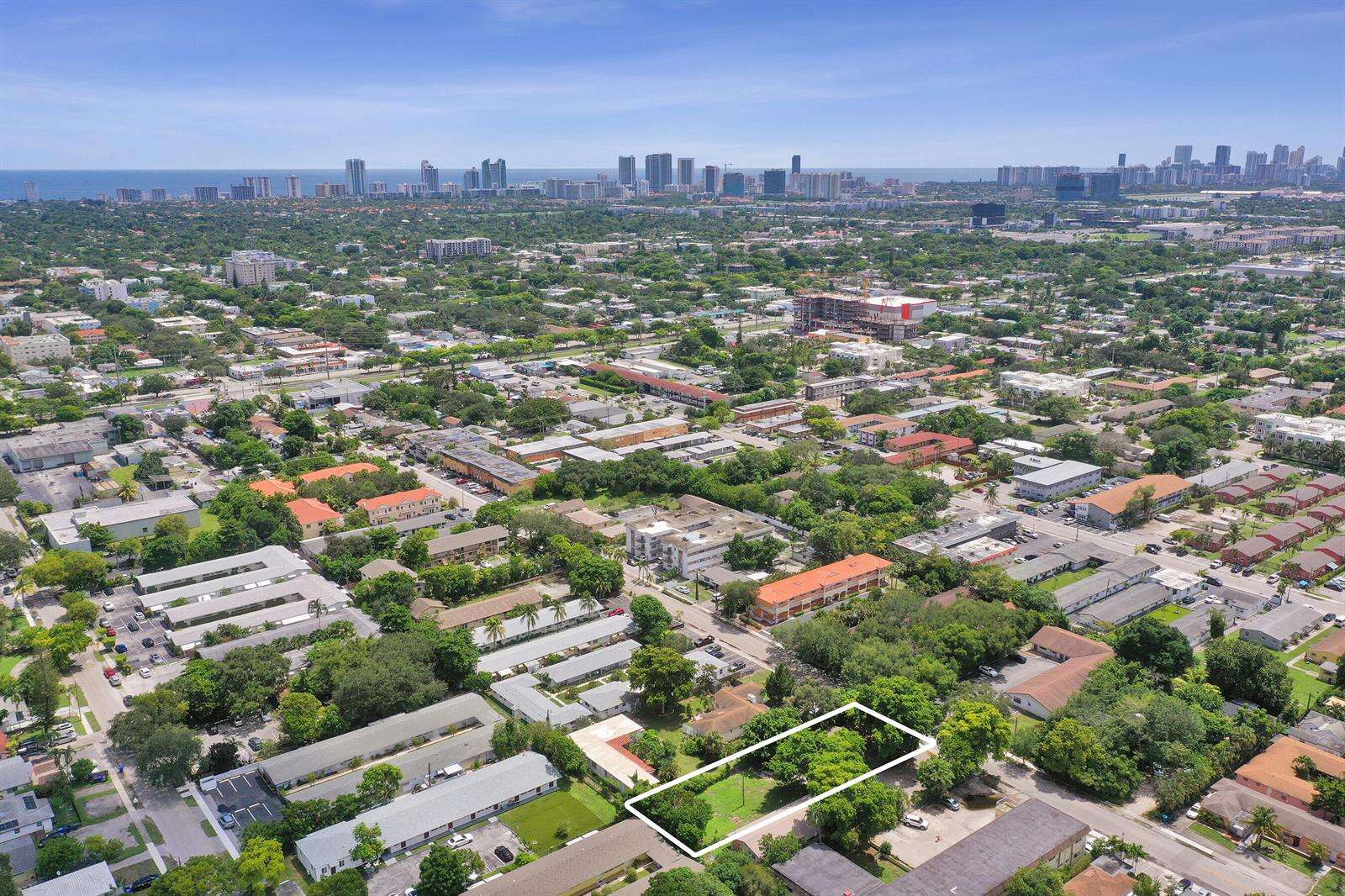2315 Monroe, Hollywood, FL 33020 - For Sale photo 18