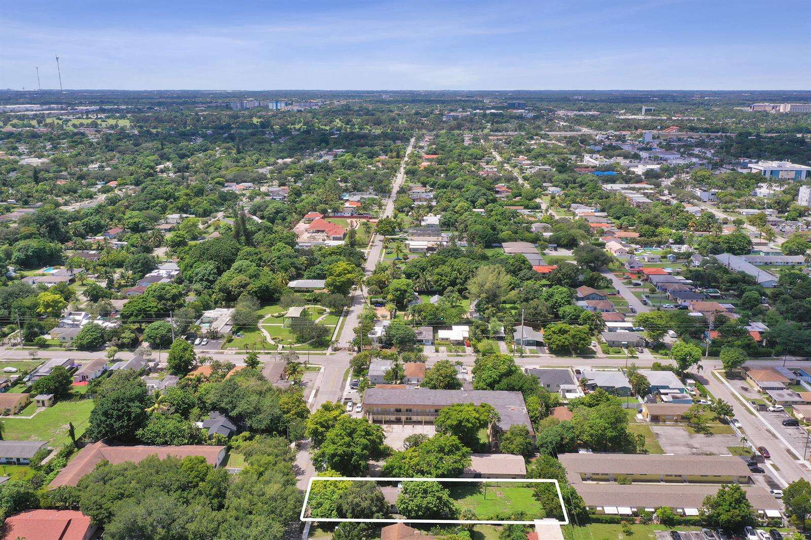 2315 Monroe, Hollywood, FL 33020 - For Sale photo 20