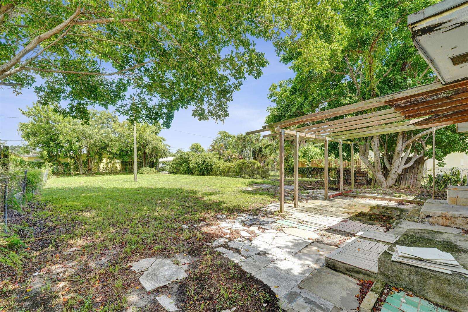 2315 Monroe, Hollywood, FL 33020 - For Sale photo 30