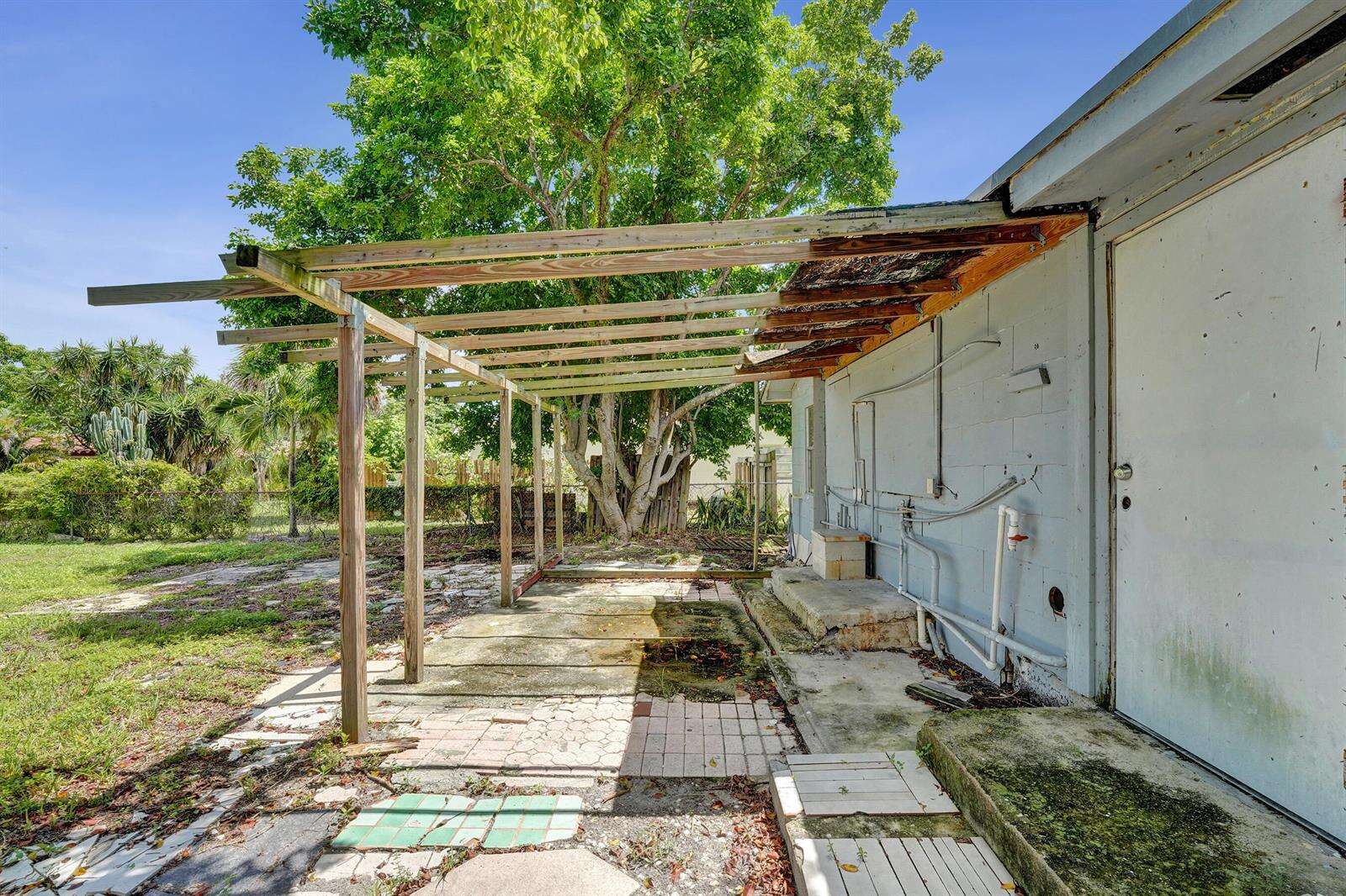 2315 Monroe, Hollywood, FL 33020 - For Sale photo 31