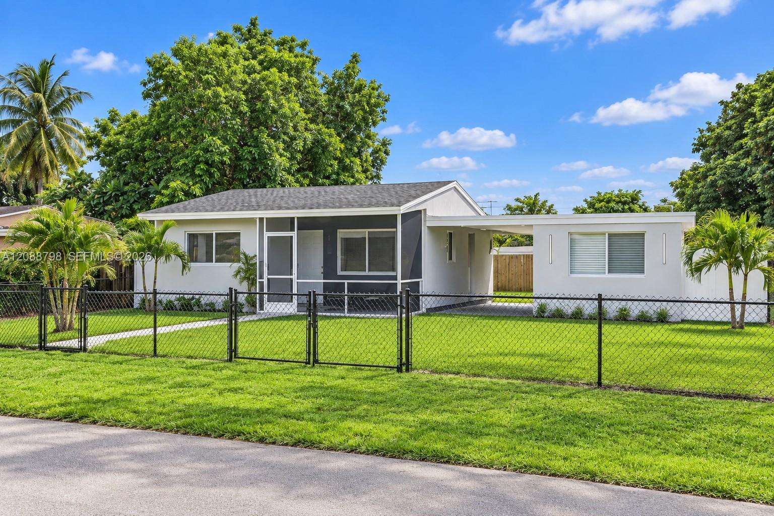 6510 20th Ct, Miramar, FL 33023 - For Sale photo 3