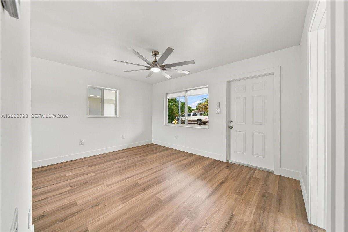 6510 20th Ct, Miramar, FL 33023 - For Sale photo 4