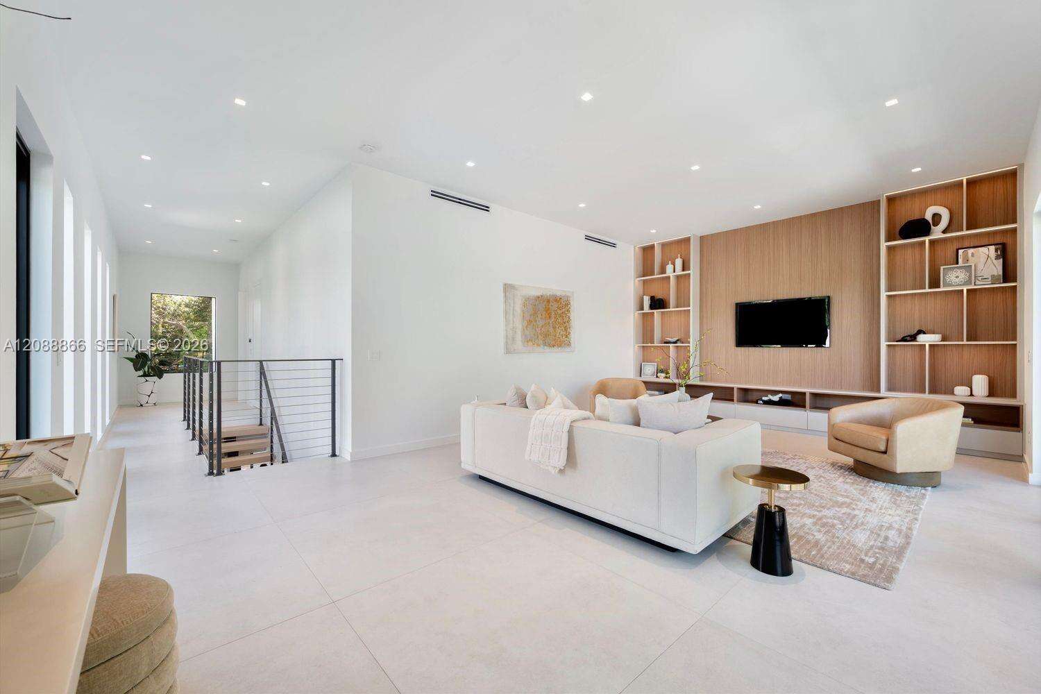 300 48th St, Miami, FL 33137 - For Sale photo 12