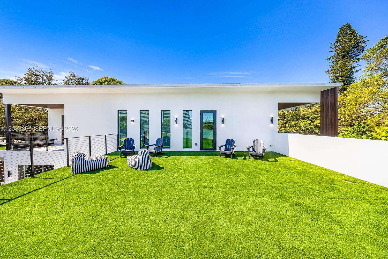 300 48th St, Miami, FL 33137 - For Sale photo 15