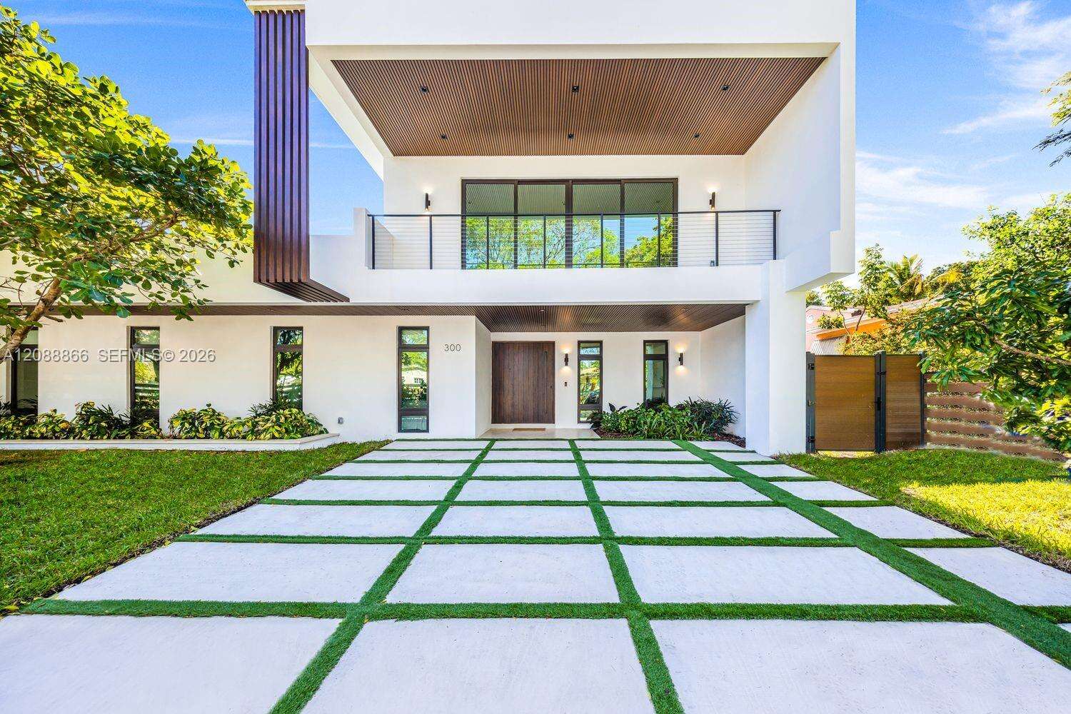 300 48th St, Miami, FL 33137 - For Sale photo 3
