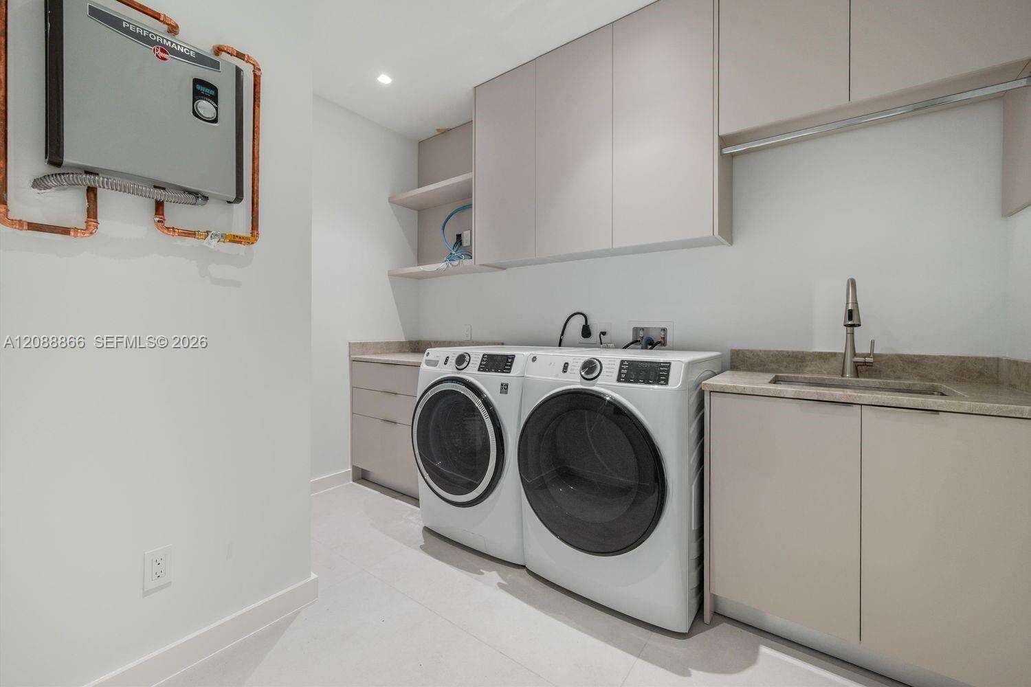 300 48th St, Miami, FL 33137 - For Sale photo 27