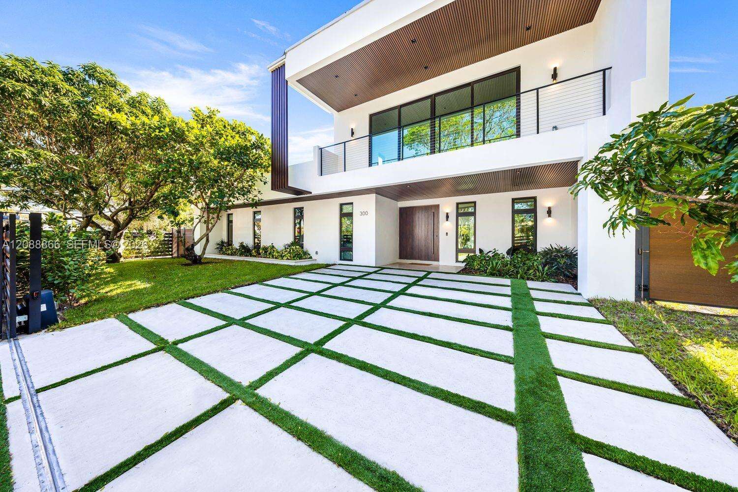 300 48th St, Miami, FL 33137 - For Sale photo 32