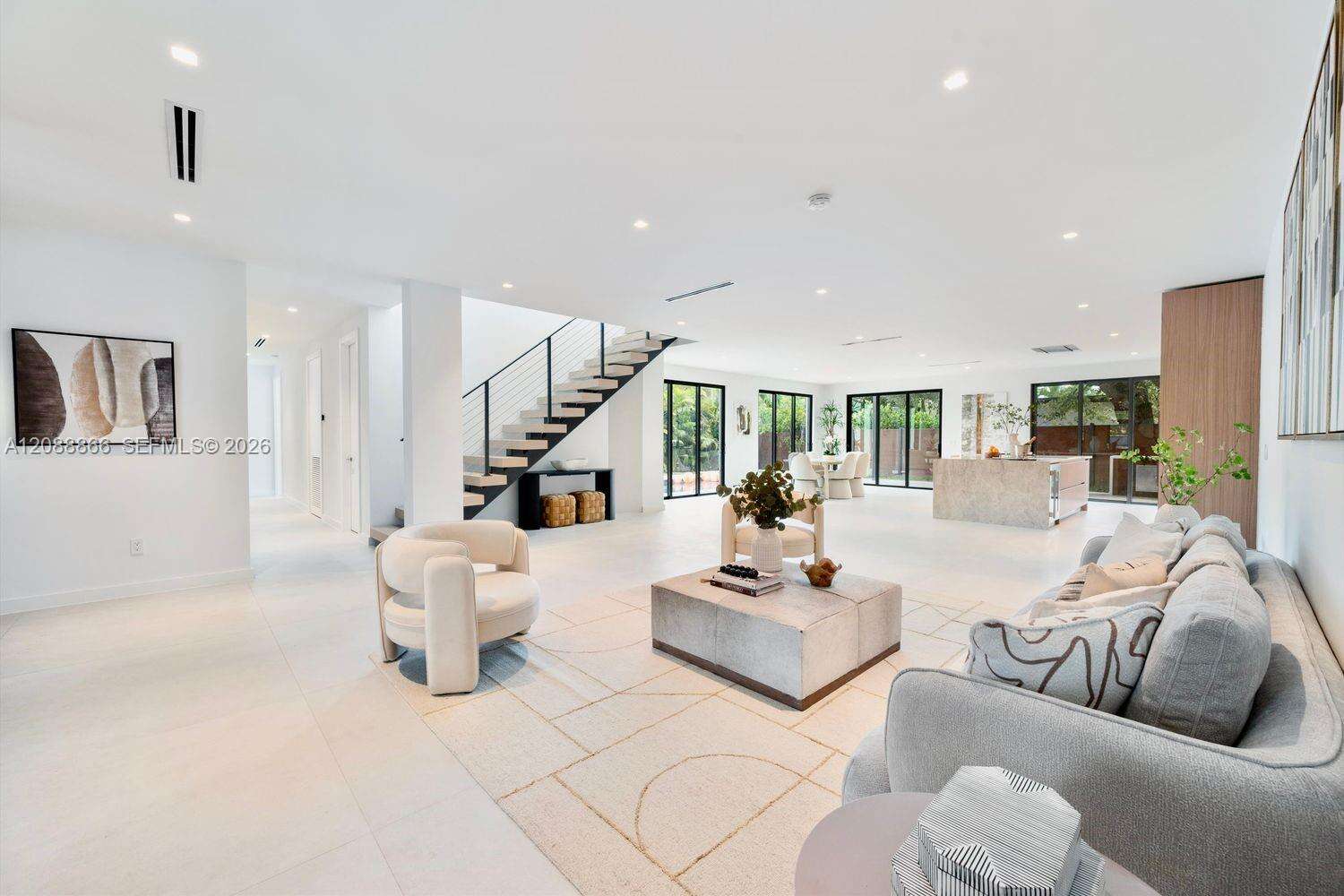 300 48th St, Miami, FL 33137 - For Sale photo 6