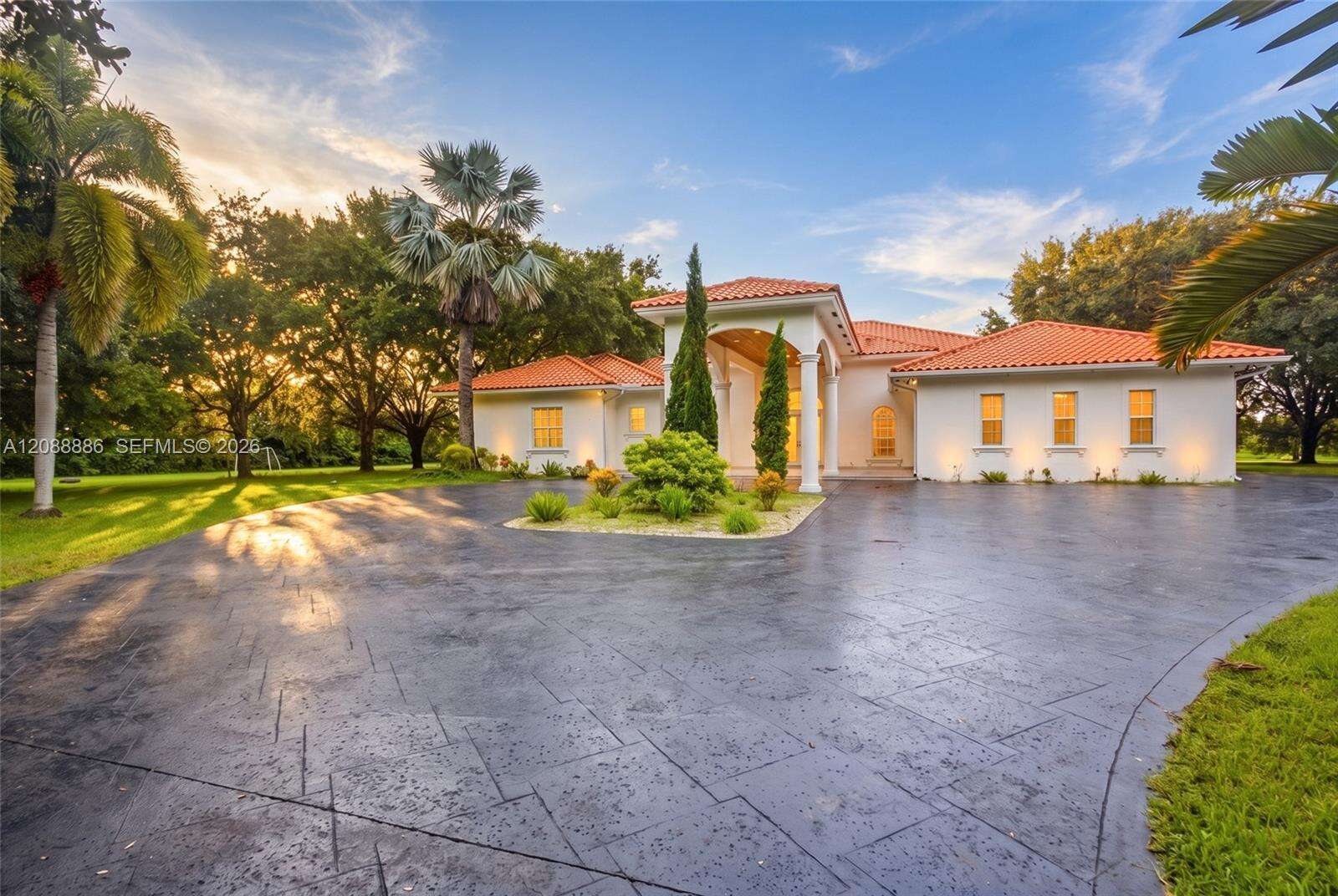 17920 154th St, Miami, FL 33187 - For Sale photo 13