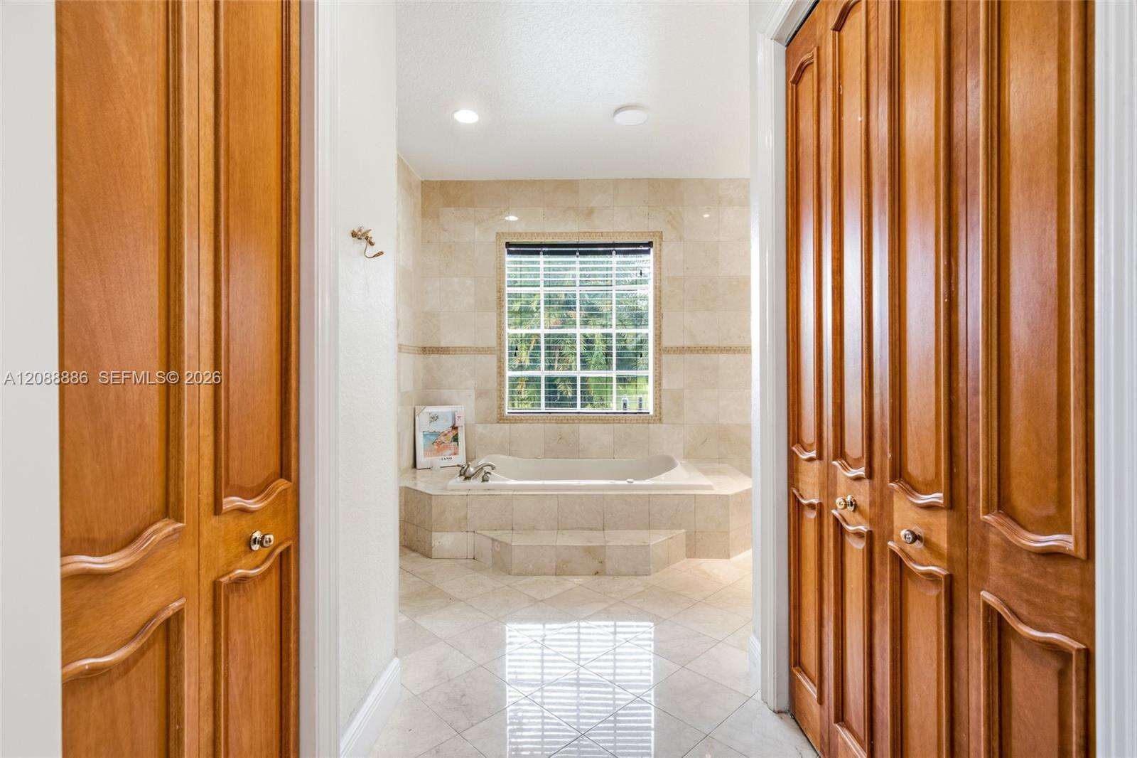 17920 154th St, Miami, FL 33187 - For Sale photo 29