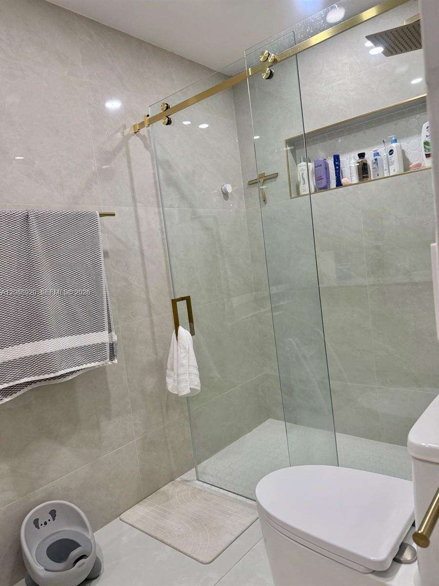 1401 122nd Ave, Pembroke Pines, FL 33026 - For Sale photo 16