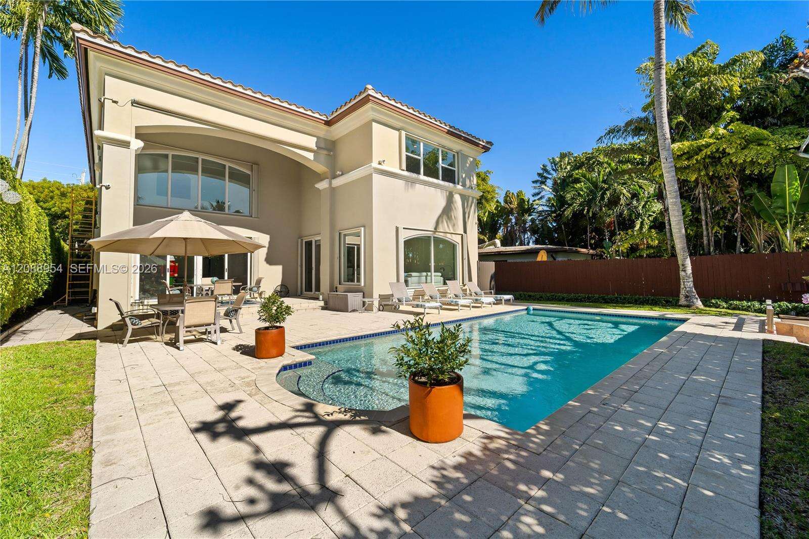 1490 Cleveland Rd, Miami Beach, FL 33141 - For Sale photo 11