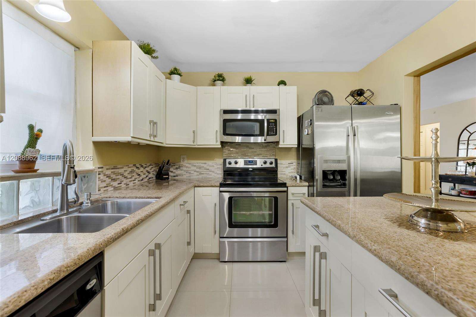 304 68th Ave, Pembroke Pines, FL 33023 - For Sale photo 15