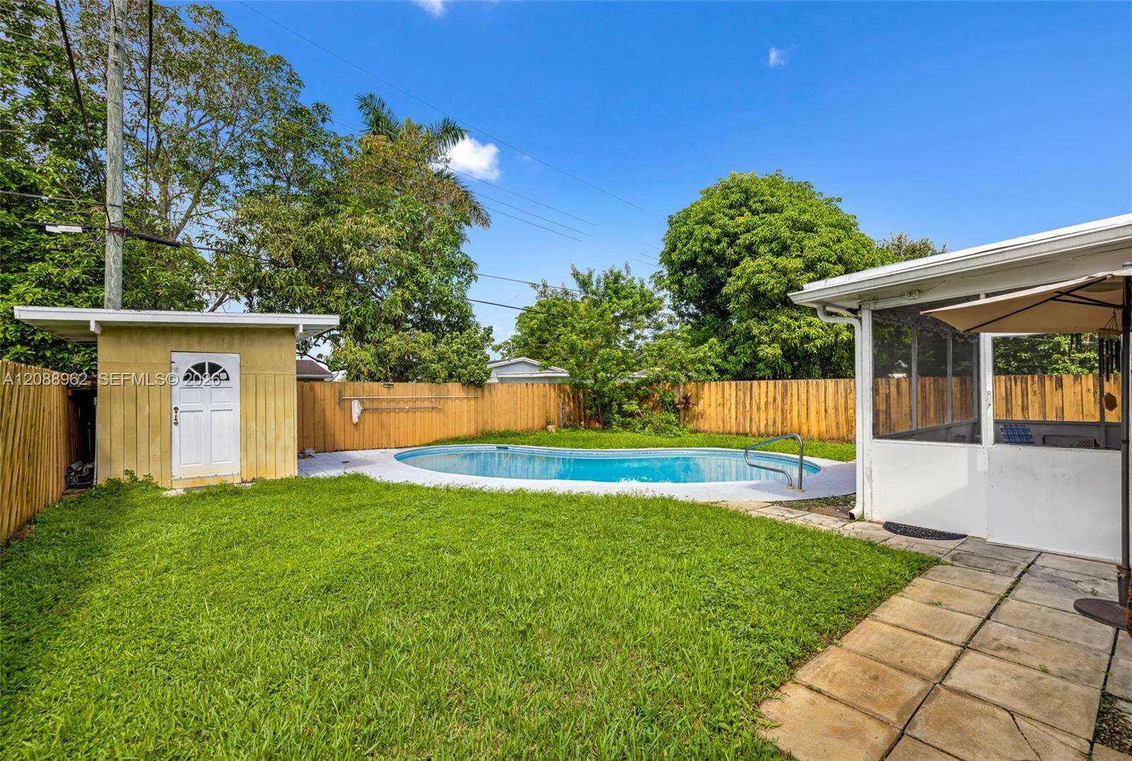 304 68th Ave, Pembroke Pines, FL 33023 - For Sale photo 33