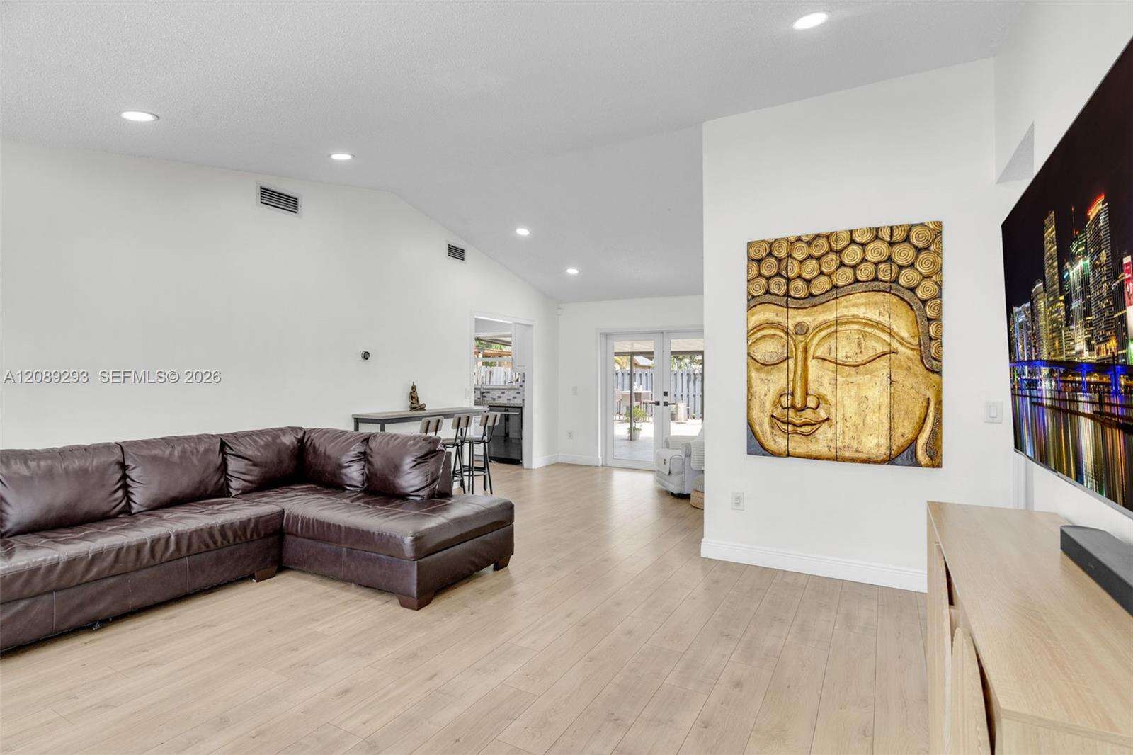 8531 8th St, Pembroke Pines, FL 33024 - For Sale photo 6