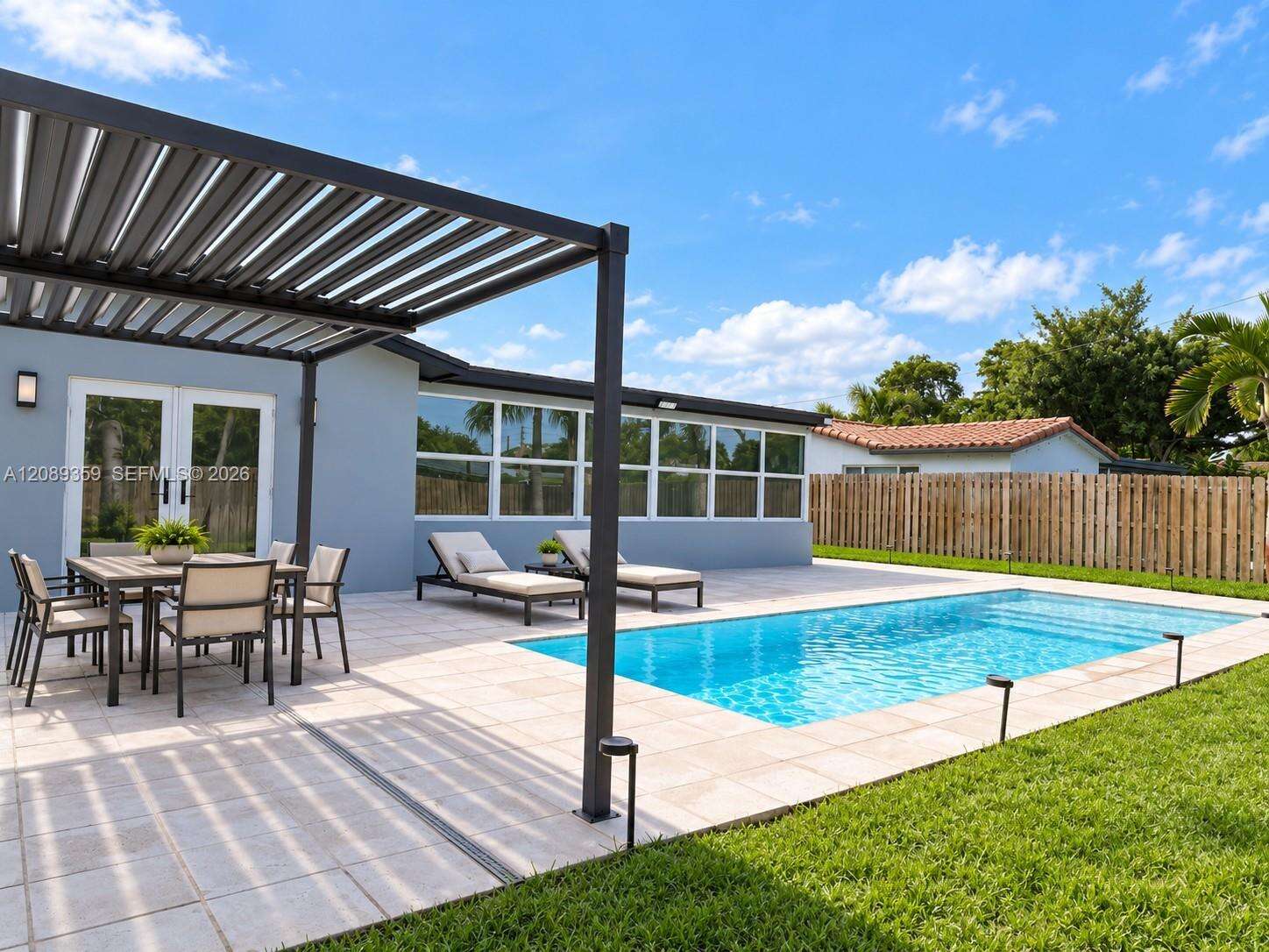 401 Highland Dr, Hollywood, FL 33021 - For Sale photo 6