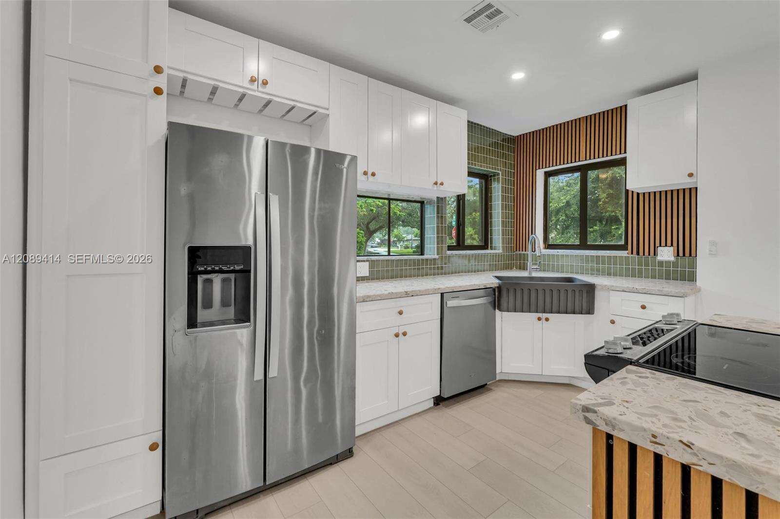 1224 26th Ave, Hollywood, FL 33020 - For Sale photo 2