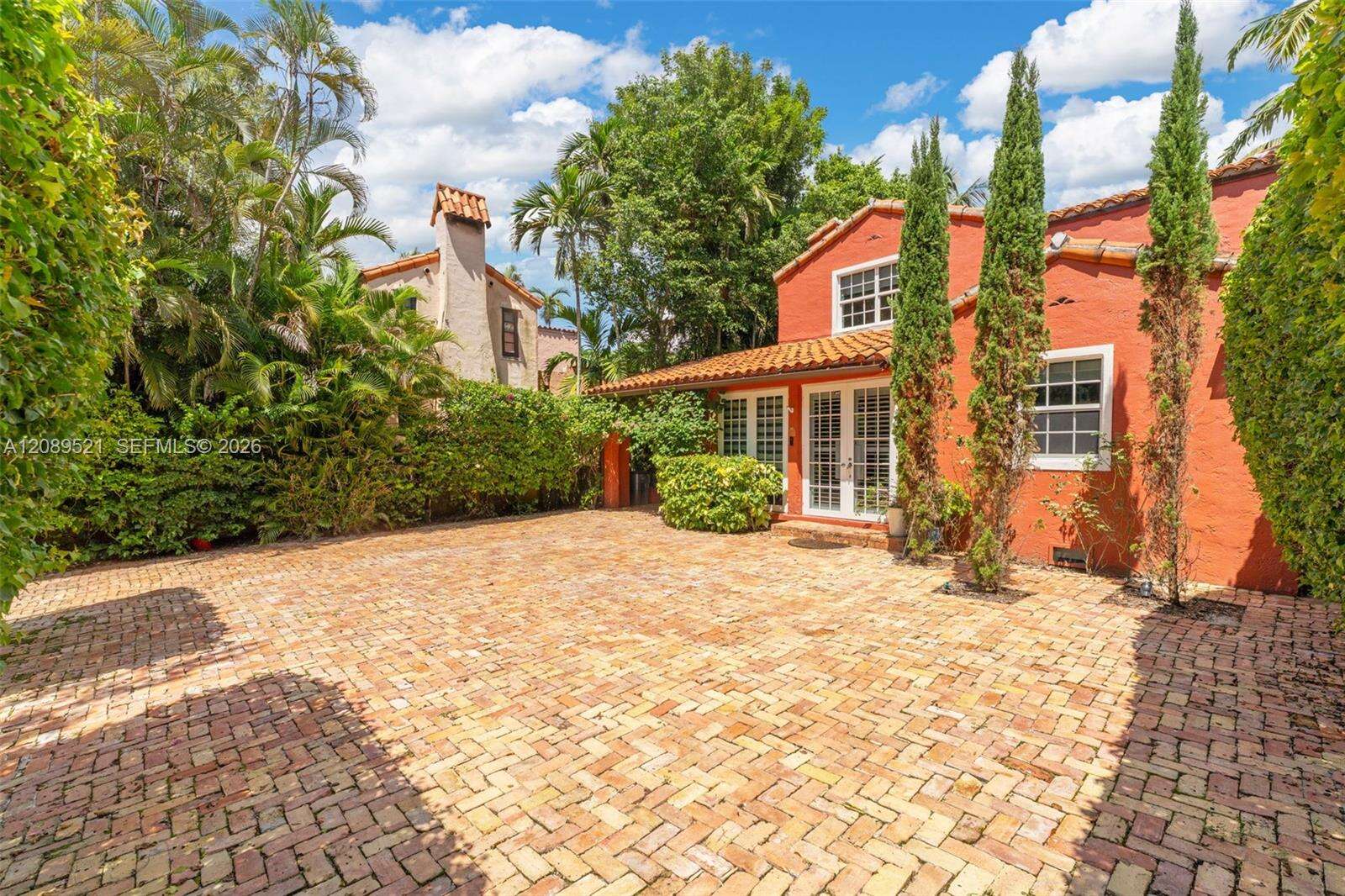 629 Altara Ave, Coral Gables, FL 33146 - For Sale photo 4