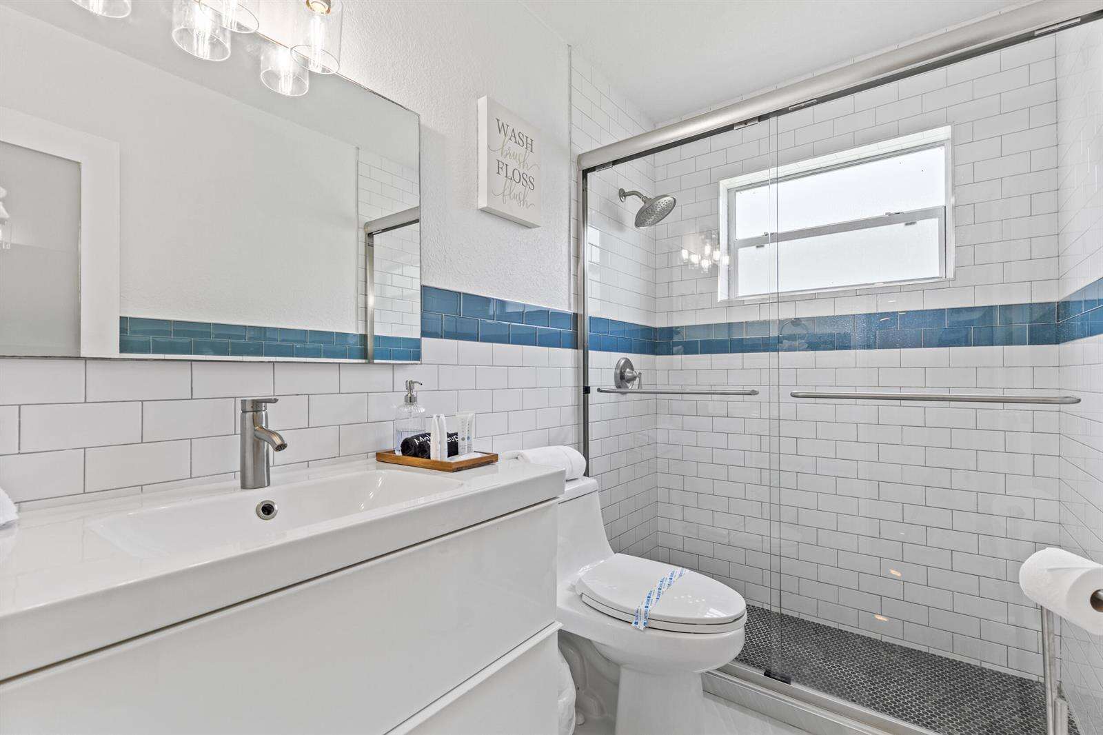 1422 Coolidge, Hollywood, FL 33020 - For Sale photo 25