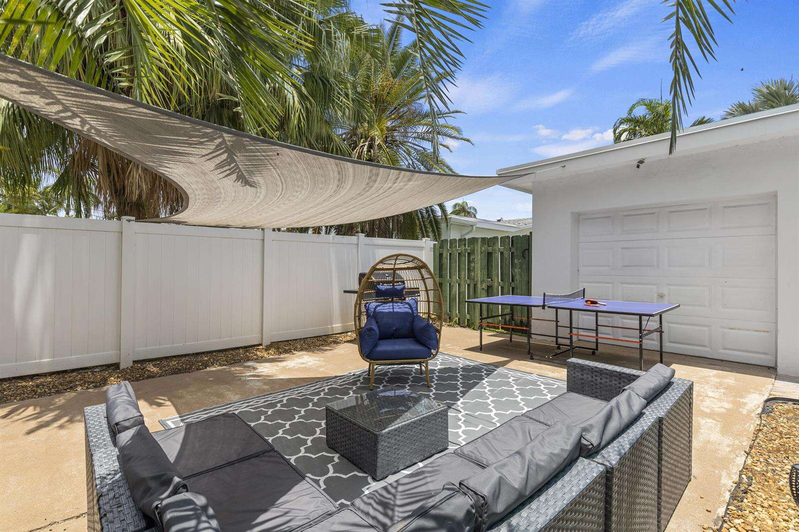 1422 Coolidge, Hollywood, FL 33020 - For Sale photo 38