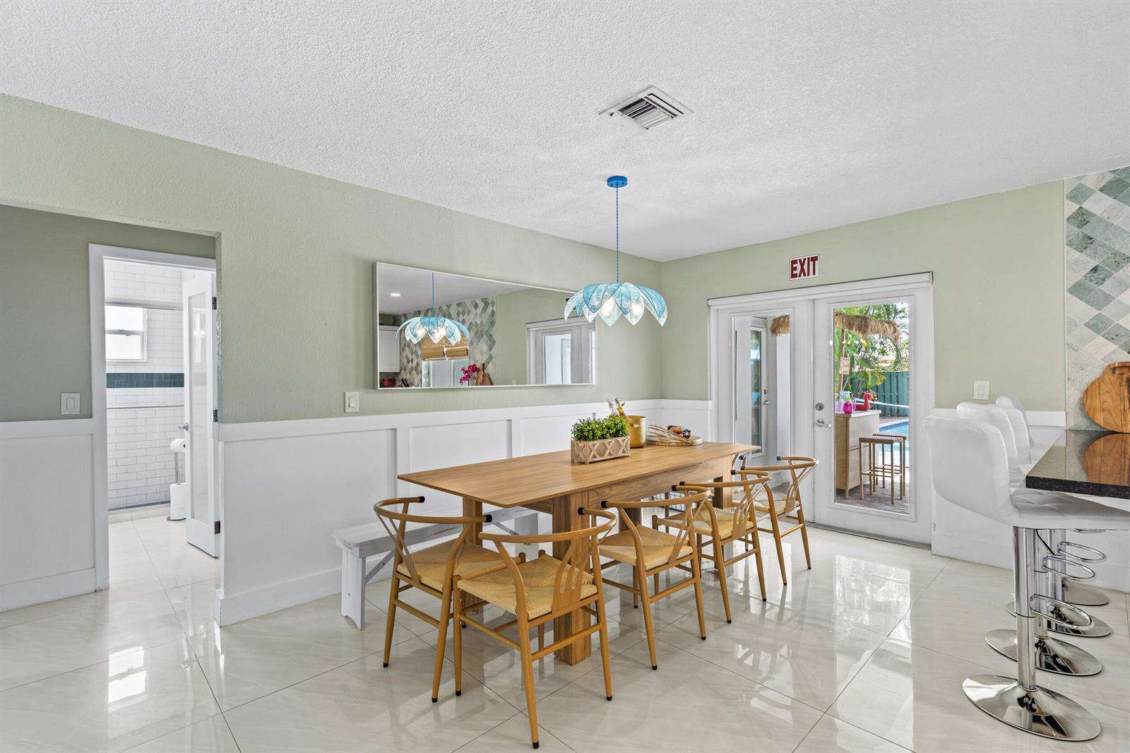 1422 Coolidge, Hollywood, FL 33020 - For Sale photo 8