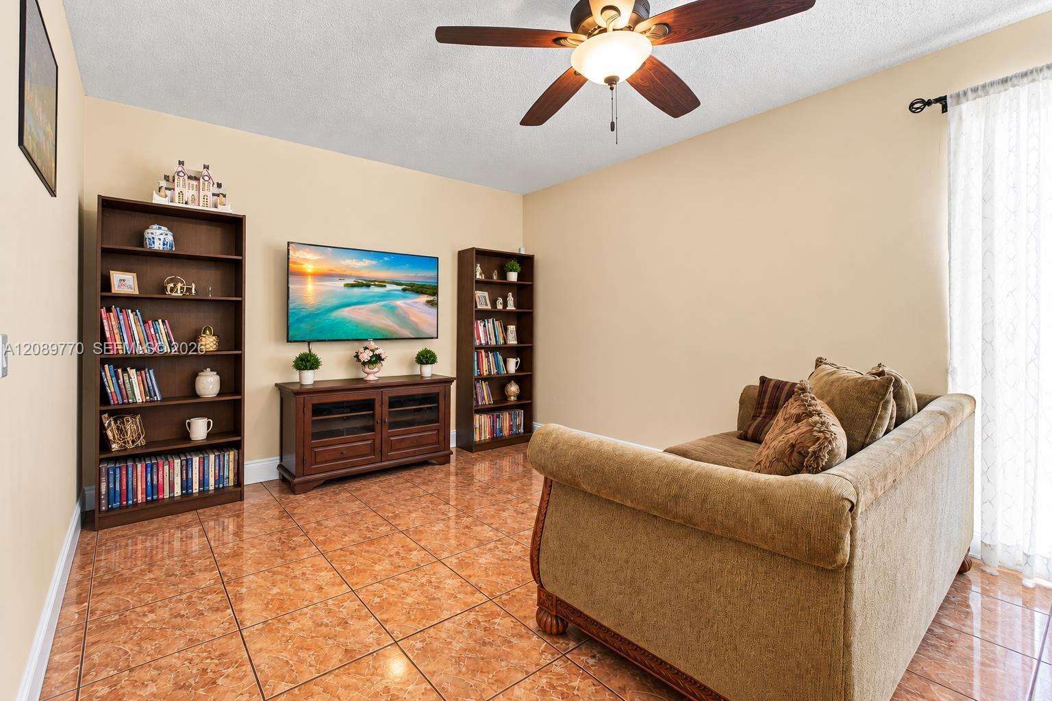 10251 3rd St, Pembroke Pines, FL 33026 - For Sale photo 11