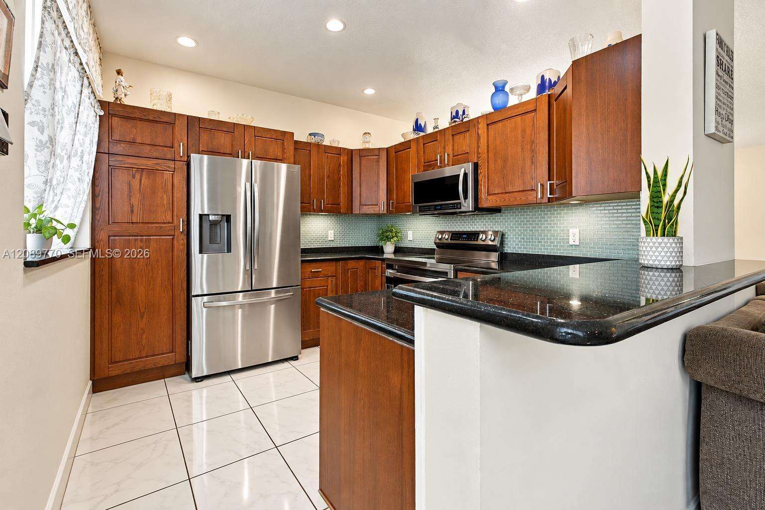 10251 3rd St, Pembroke Pines, FL 33026 - For Sale photo 12