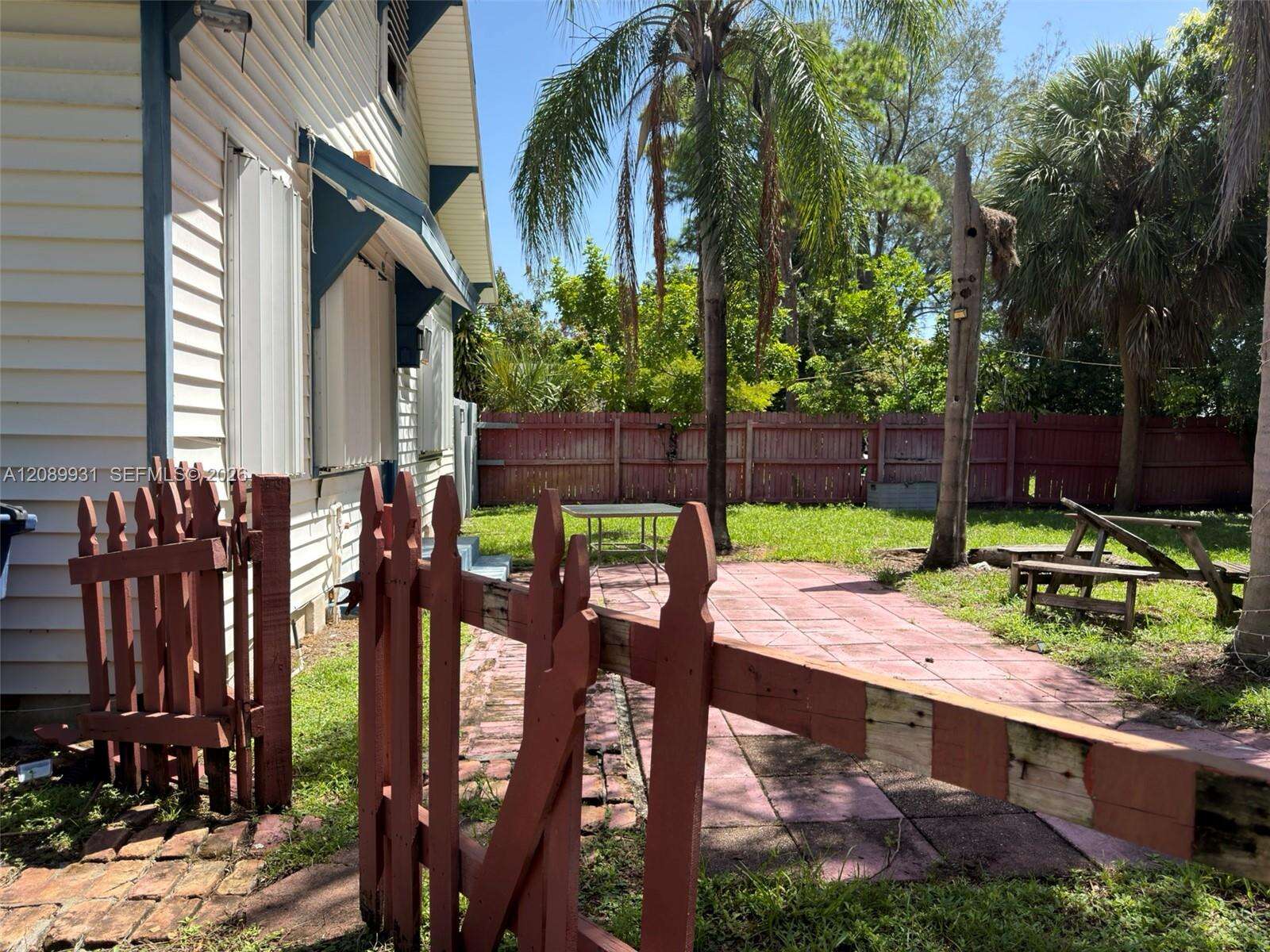 112 3rd St, Hallandale Beach, FL 33009 - For Sale photo 8