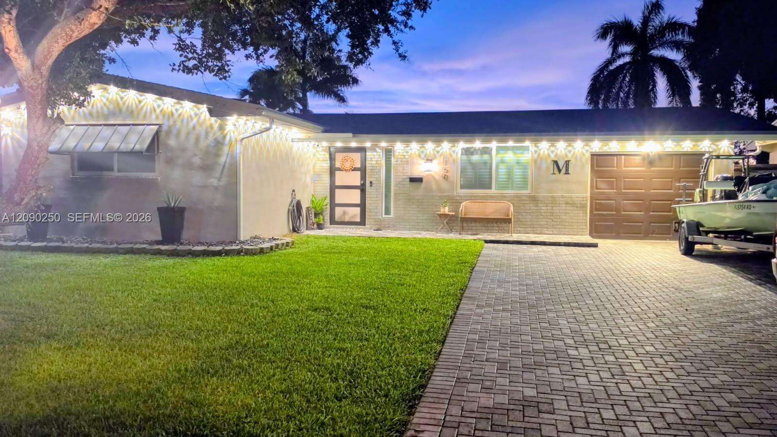 1150 86th Ter, Pembroke Pines, FL 33024 - For Sale photo 4