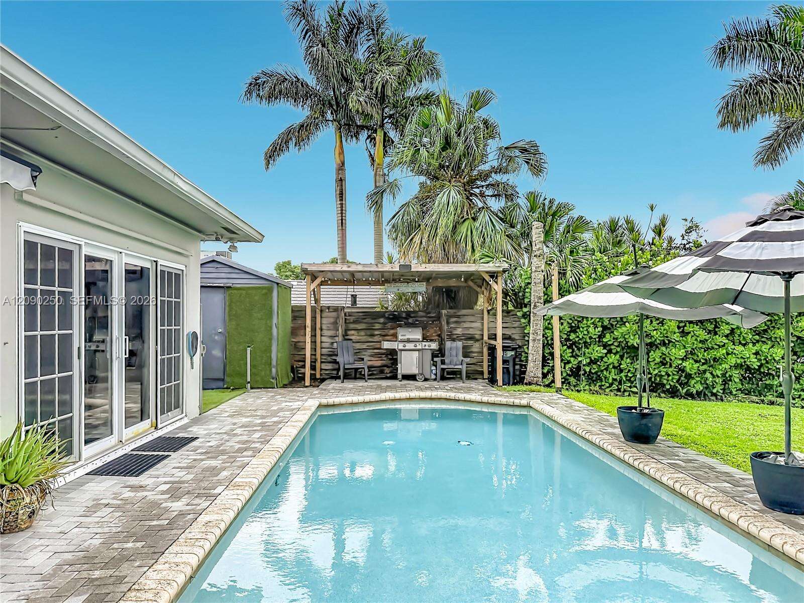 1150 86th Ter, Pembroke Pines, FL 33024 - For Sale photo 44
