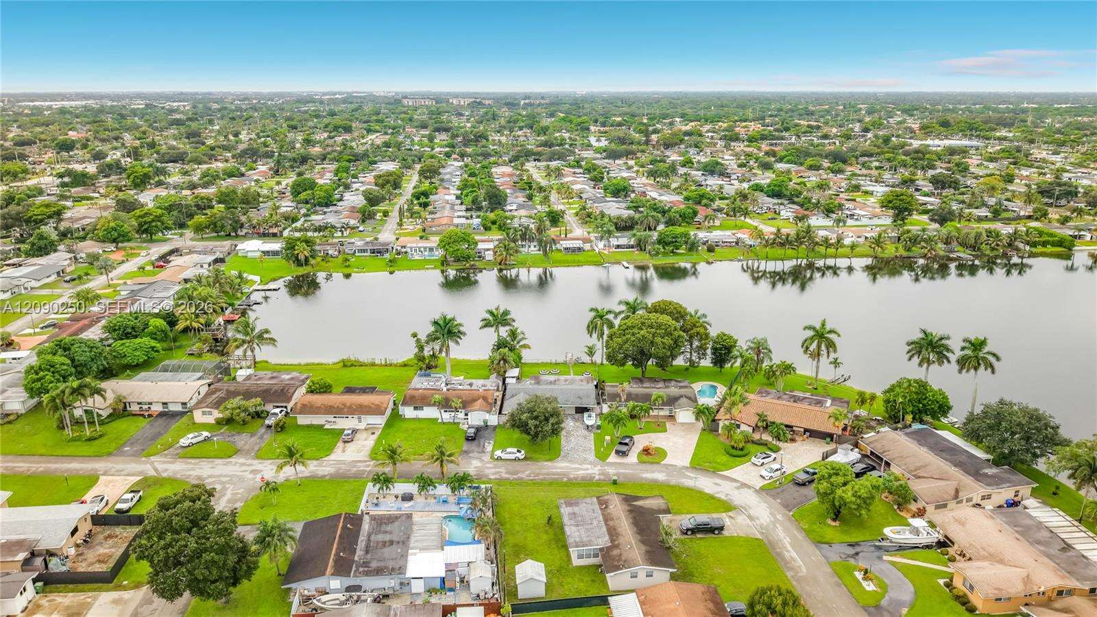 1150 86th Ter, Pembroke Pines, FL 33024 - For Sale photo 7