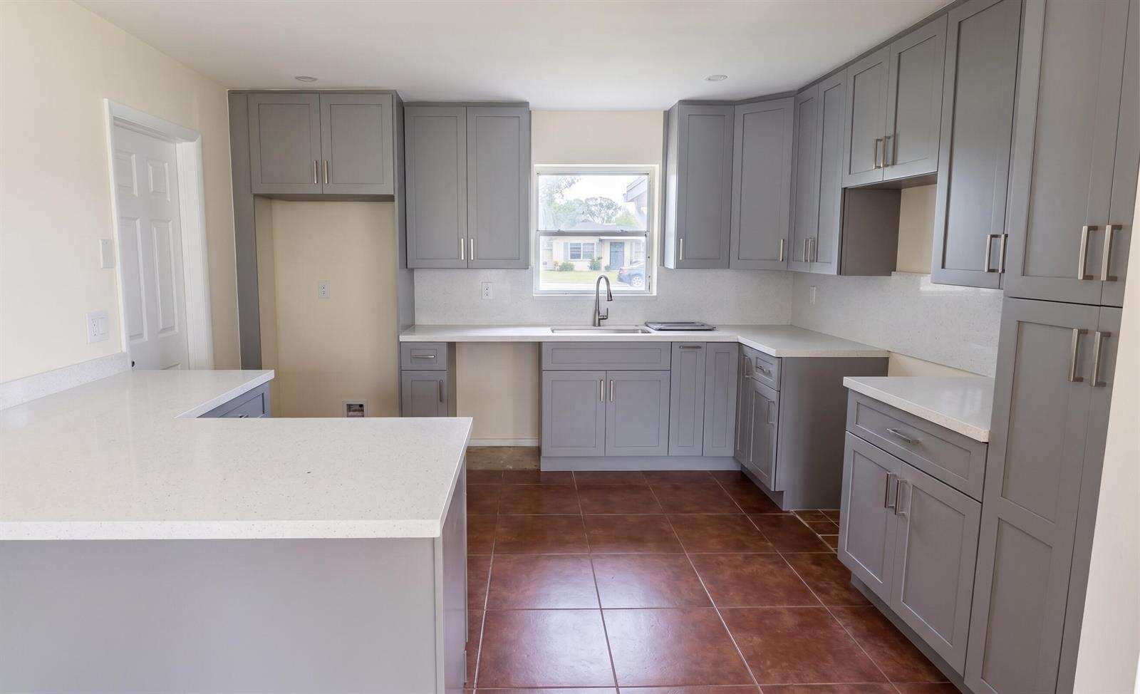 531 11th, Hallandale Beach, FL 33009 - For Sale photo 3
