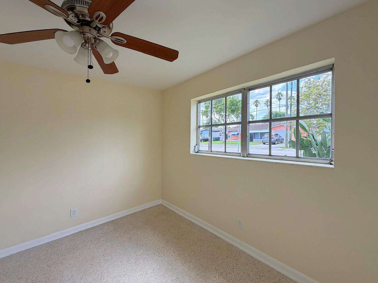 531 11th, Hallandale Beach, FL 33009 - For Sale photo 23