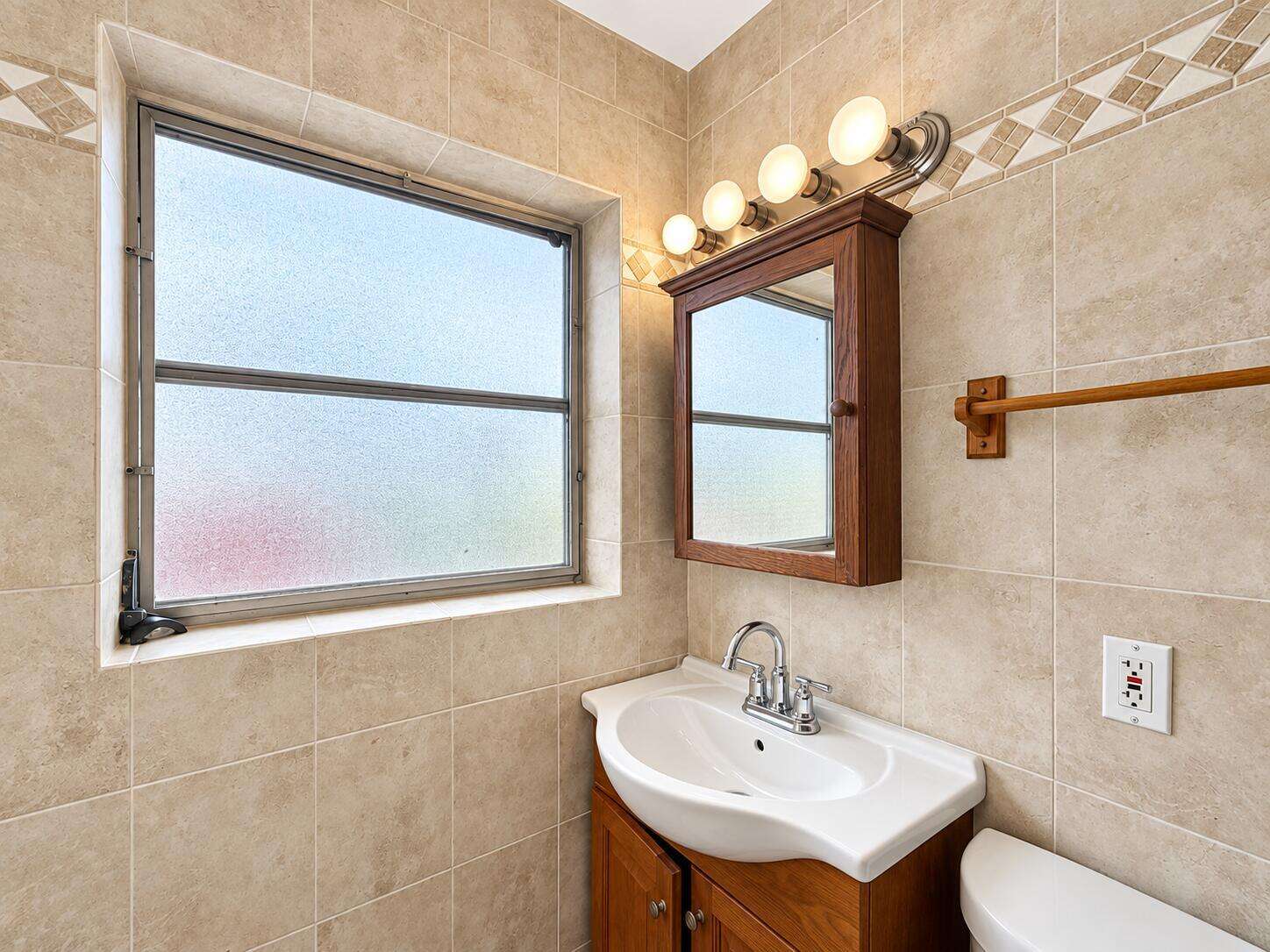 531 11th, Hallandale Beach, FL 33009 - For Sale photo 36