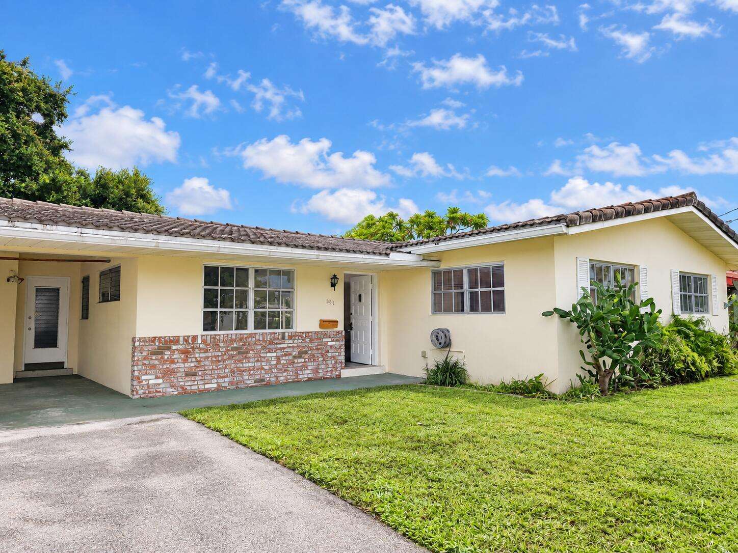 531 11th, Hallandale Beach, FL 33009 - For Sale photo 45