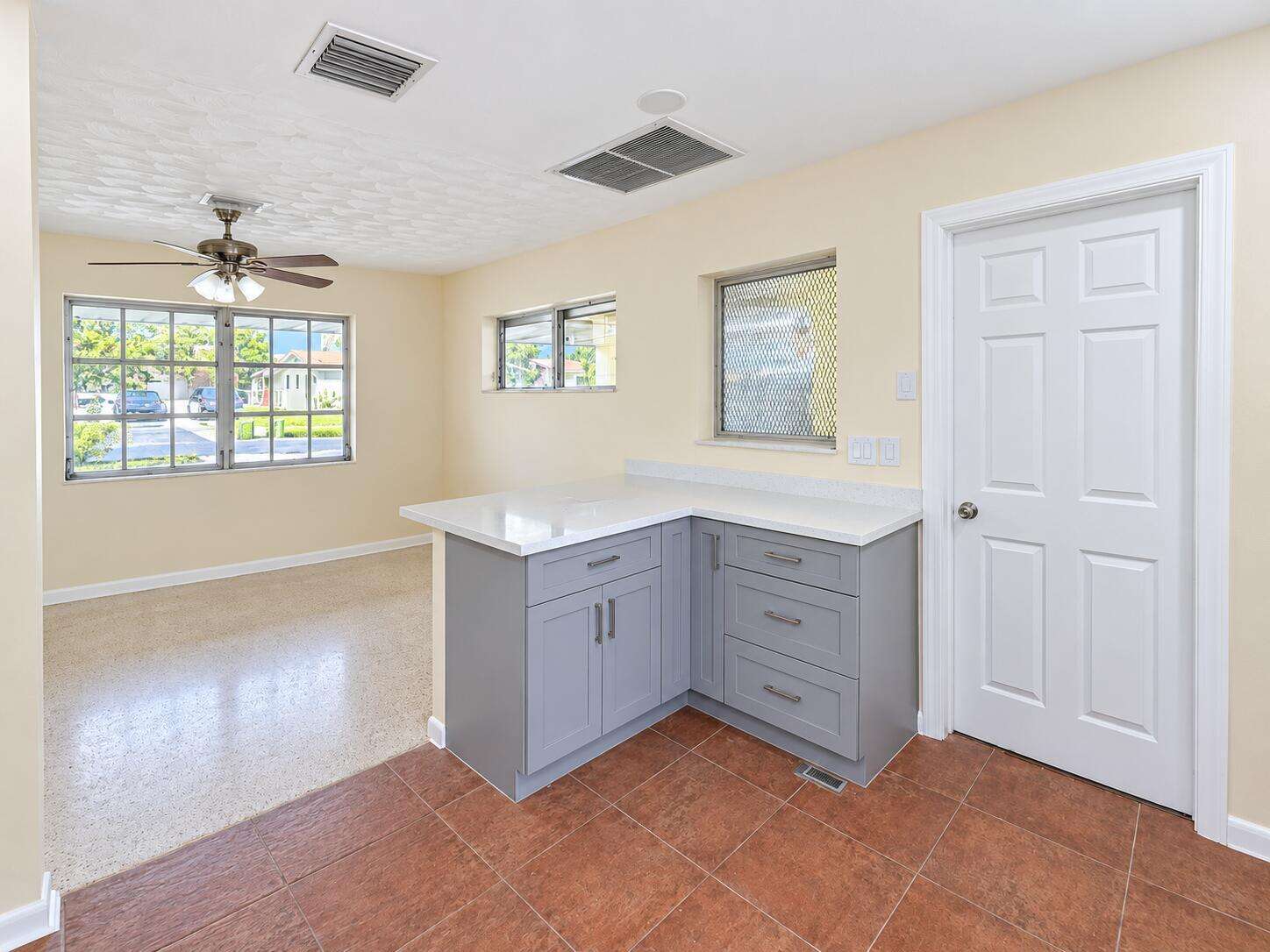 531 11th, Hallandale Beach, FL 33009 - For Sale photo 9