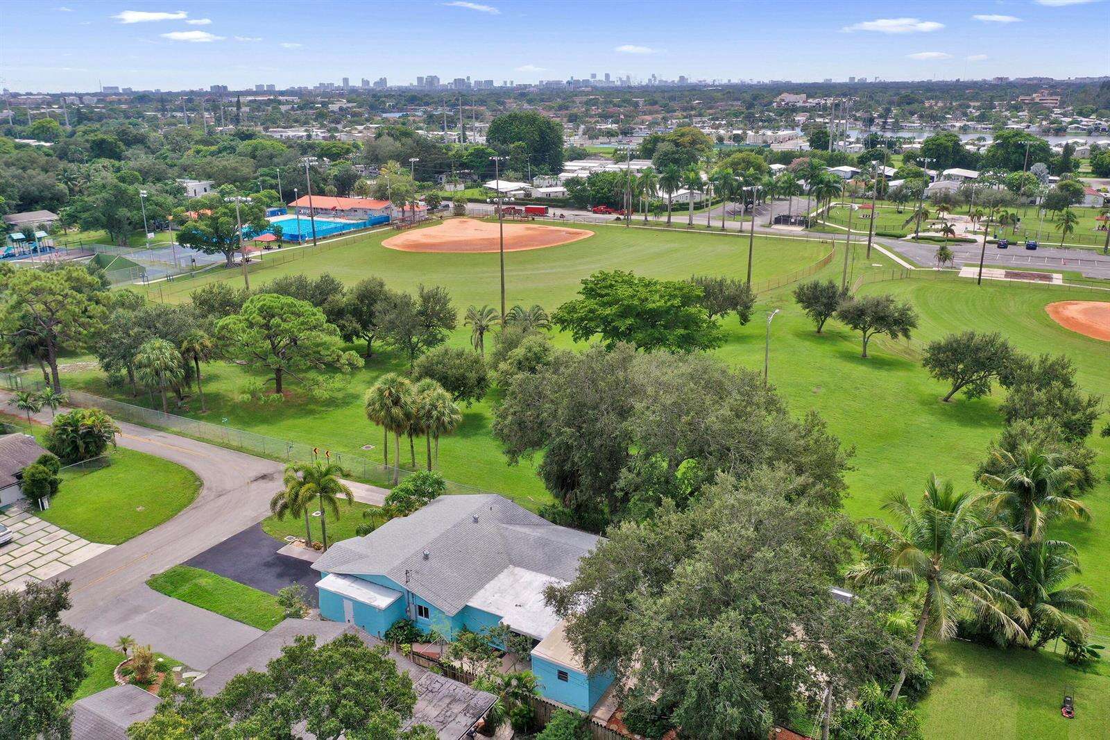 5081 29th, Dania Beach, FL 33312 - For Sale photo 5