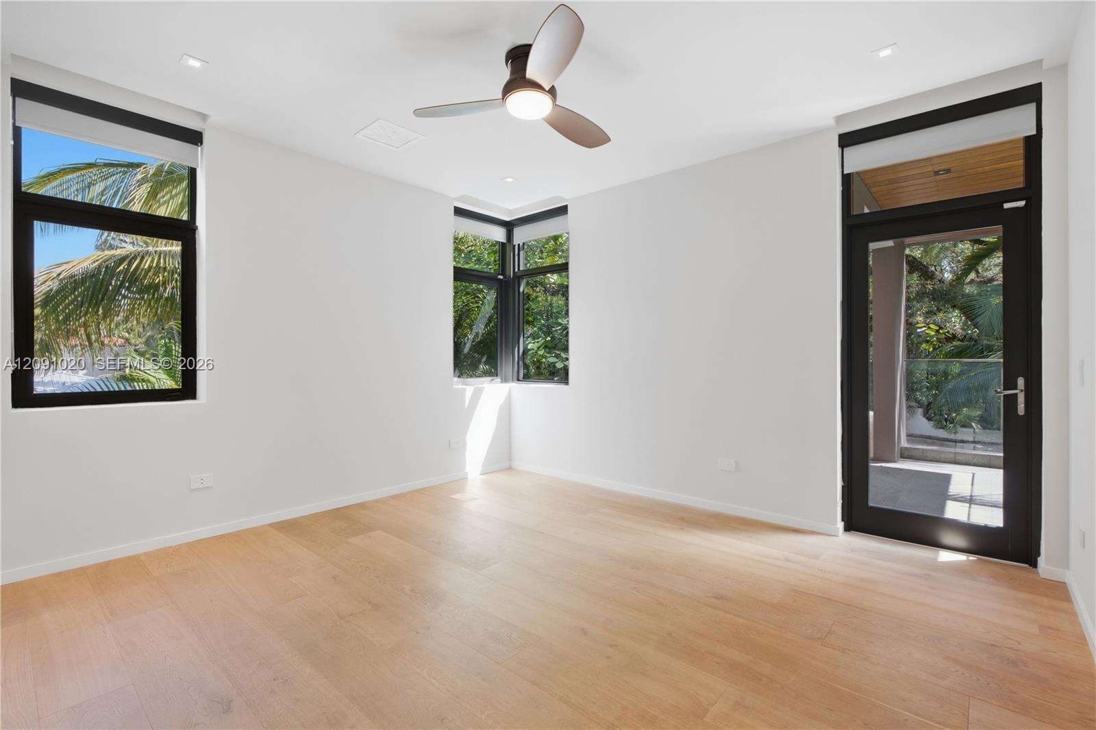 2803 Crystal Ct, Miami, FL 33133 - For Sale photo 32