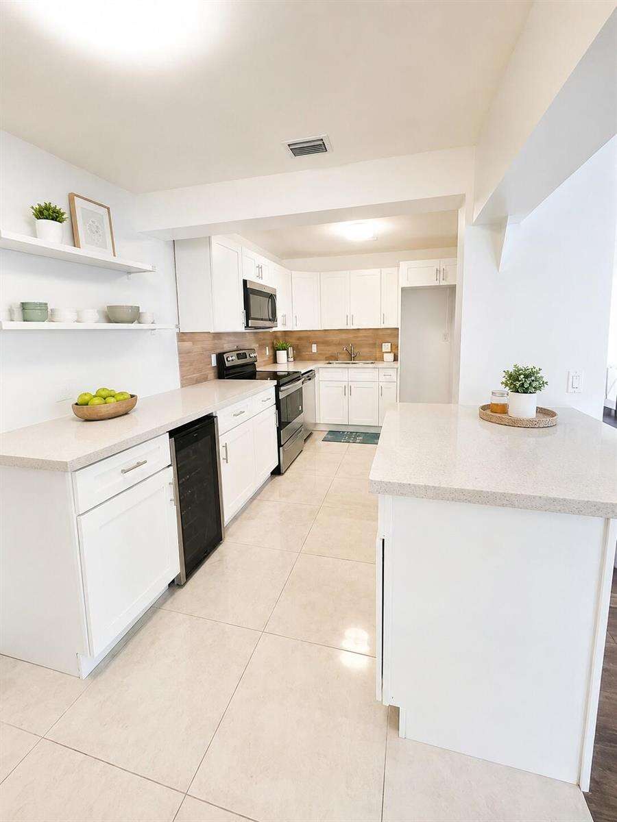 2651 Jackson, Hollywood, FL 33020 - For Sale photo 7