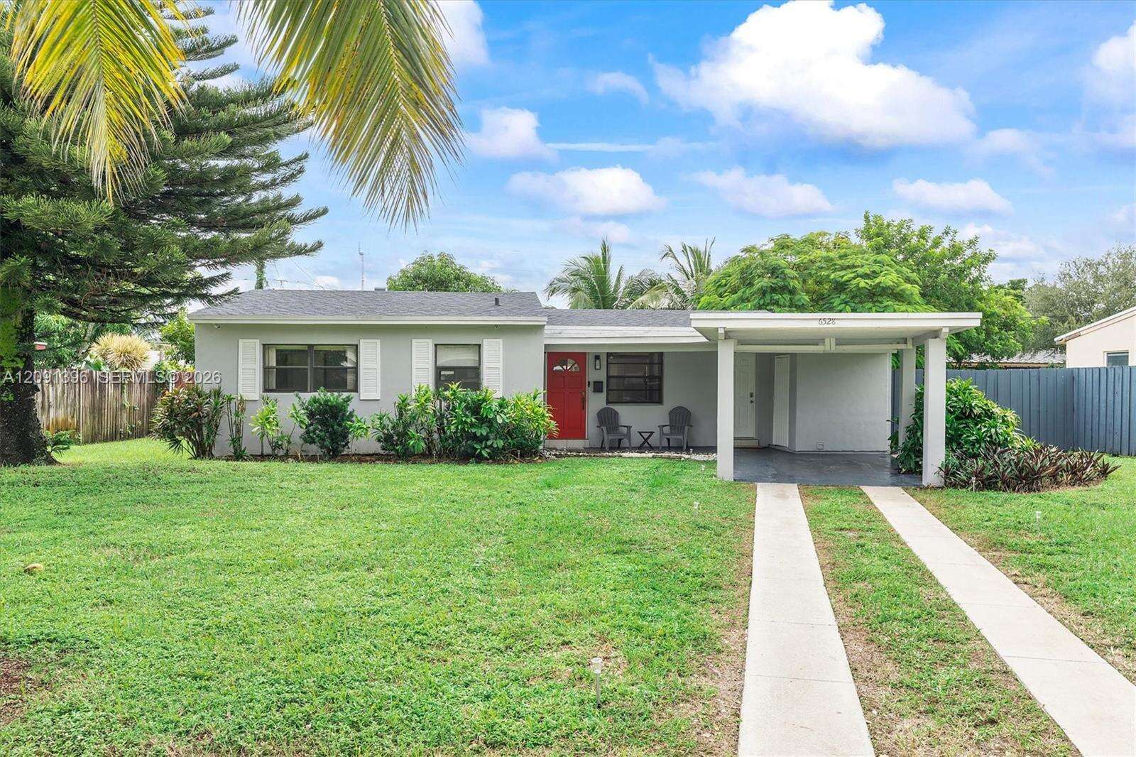 6528 26th St, Miramar, FL 33023 - For Sale photo 1