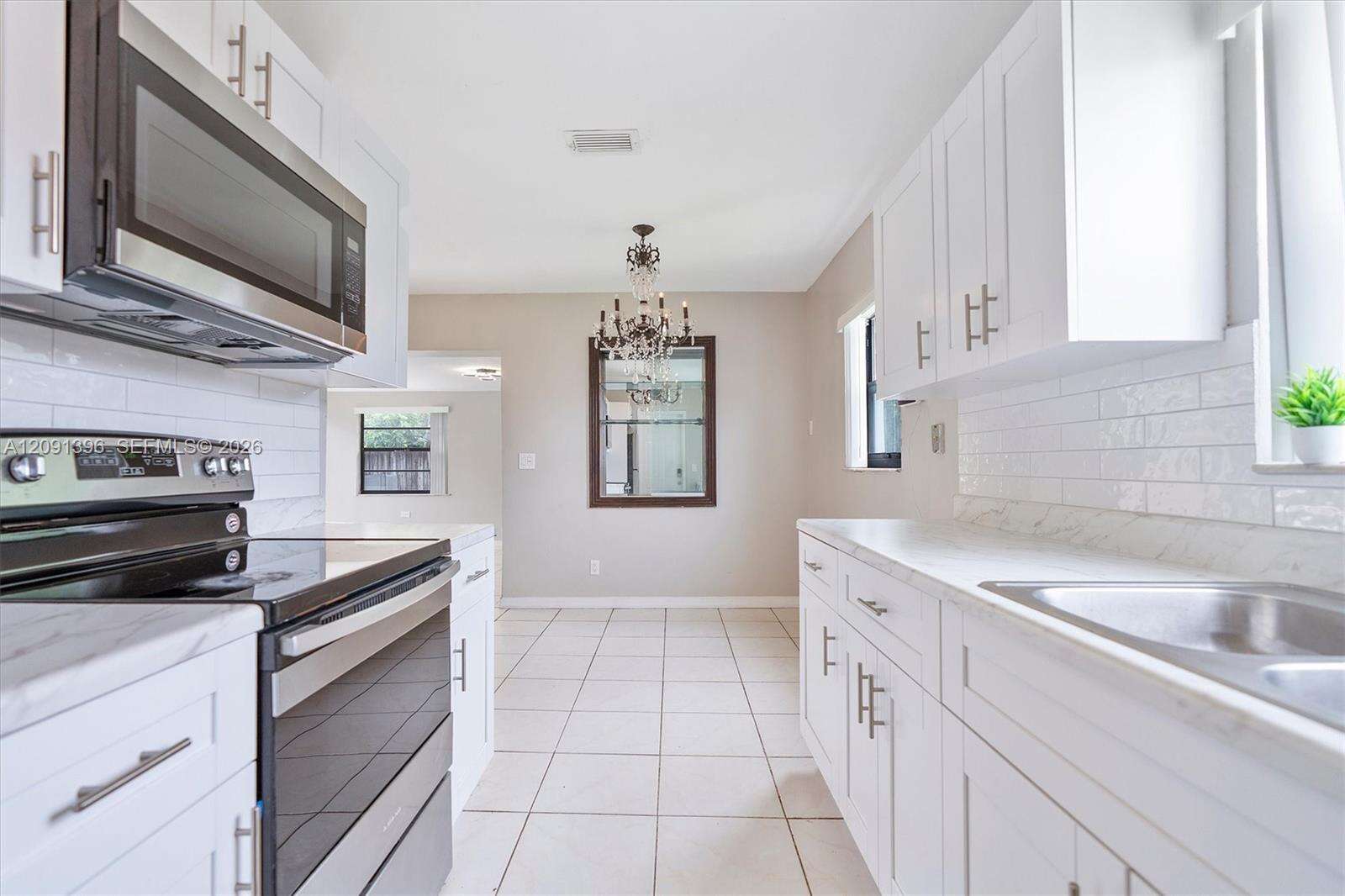 6528 26th St, Miramar, FL 33023 - For Sale photo 13