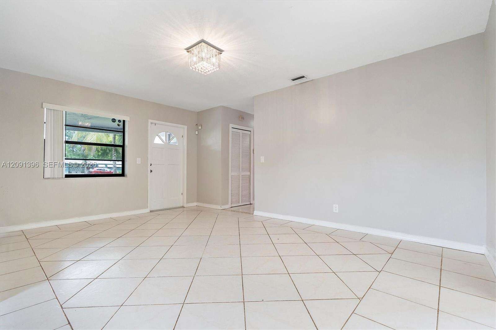 6528 26th St, Miramar, FL 33023 - For Sale photo 7