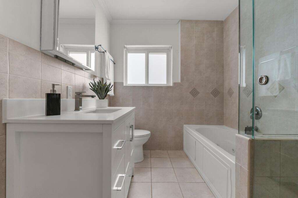 712 Ponce De Leon, Fort Lauderdale, FL 33316 - For Sale photo 28