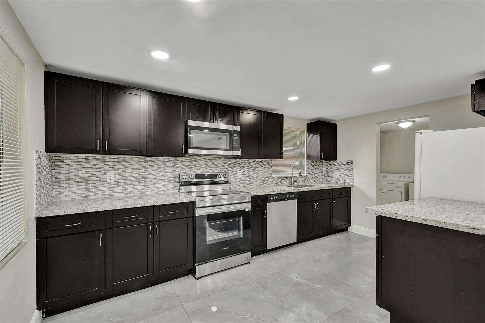 5073 28th, Dania Beach, FL 33312 - For Sale photo 19