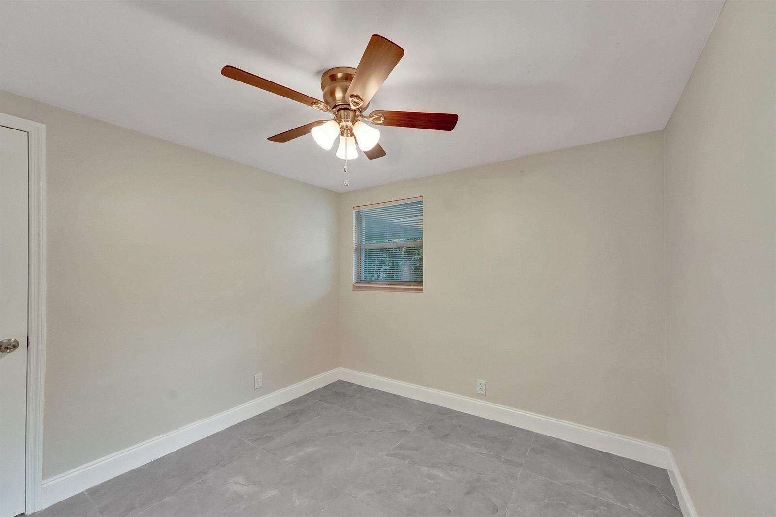 5073 28th, Dania Beach, FL 33312 - For Sale photo 33